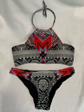 NWOT Printed Halter Bikini Set Size L Boho Tribal High Neck Two Piece Swim